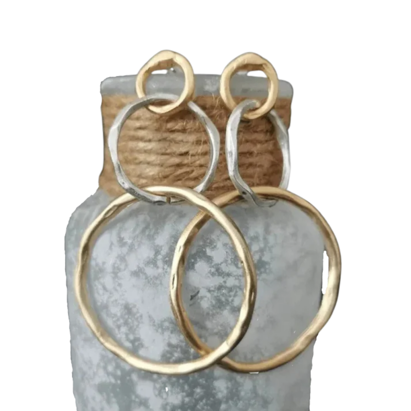 עגילים עתיקים