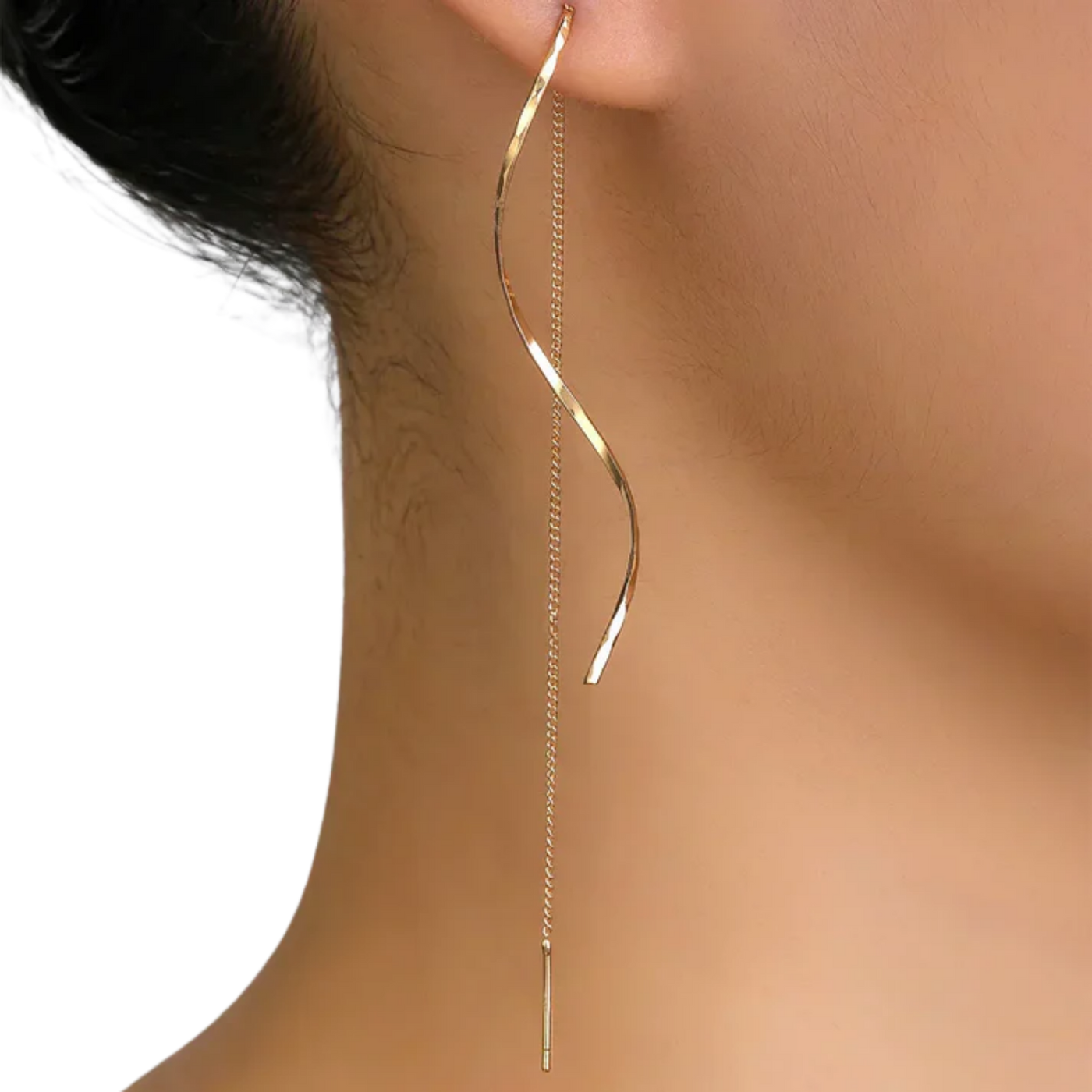 עגילים ארוכים עם עיצוב גלי