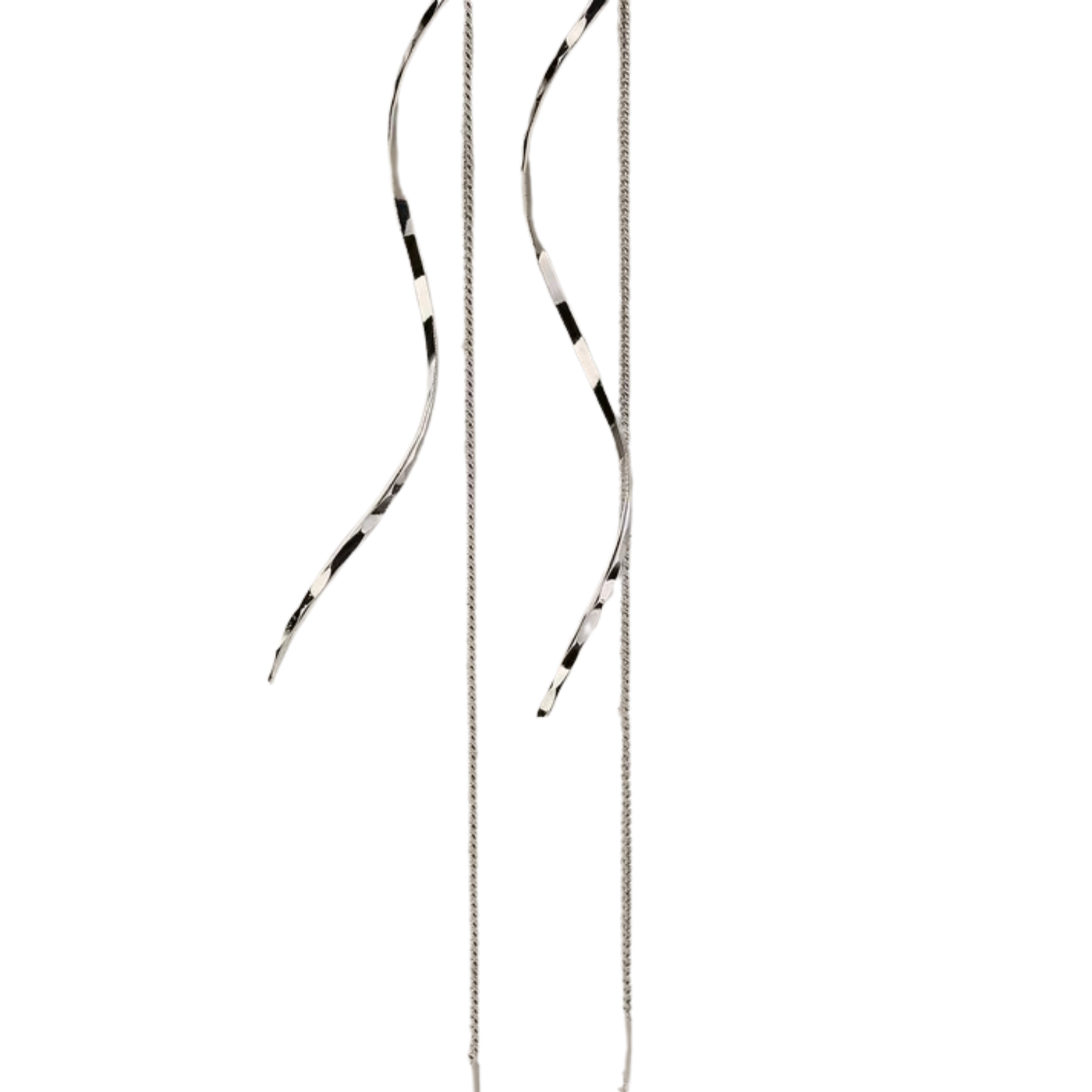 עגילים ארוכים עם עיצוב גלי