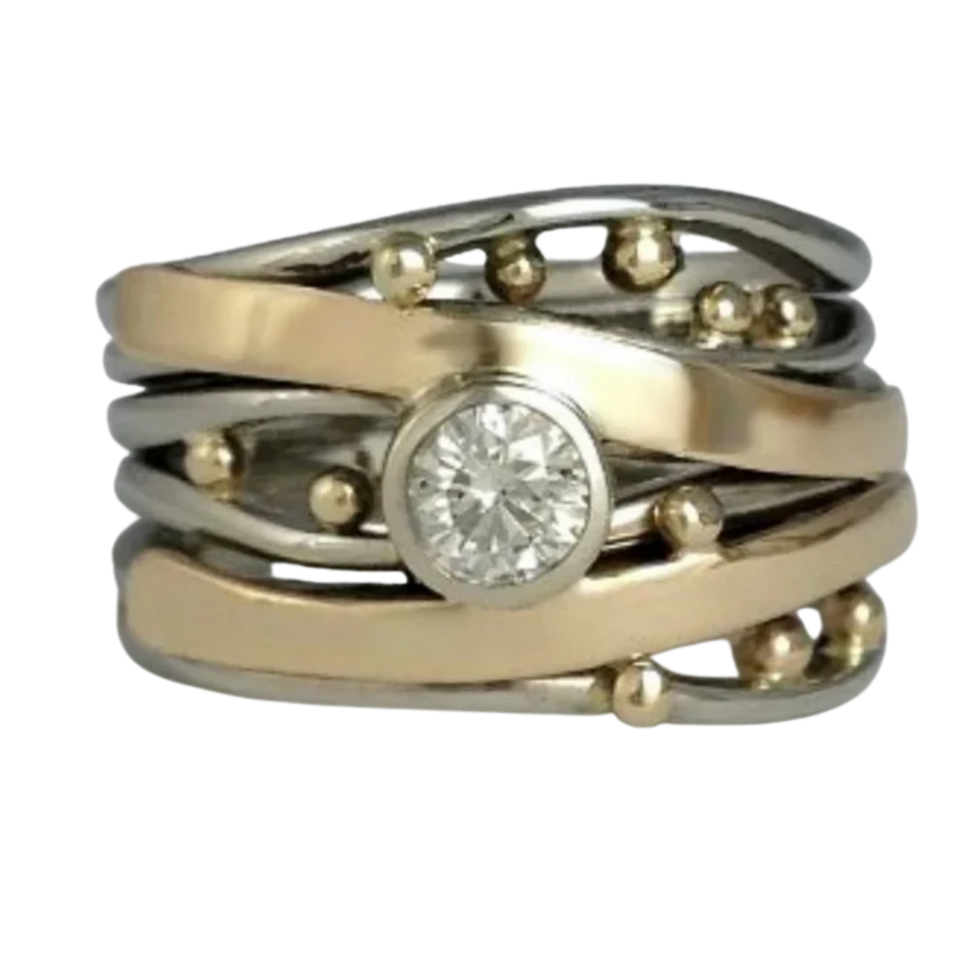 טבעת זהב קלאסית משובצת בזירקוניה