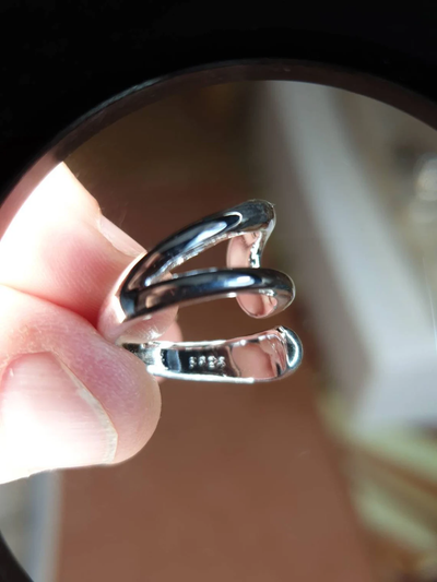 טבעת מתכווננת מעוצבת מפלדת אל חלד